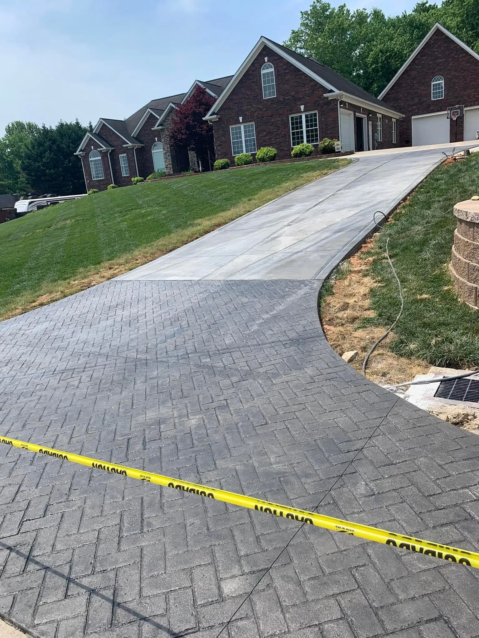 Decorative concrete finish by Chuy's Concrete Finishing