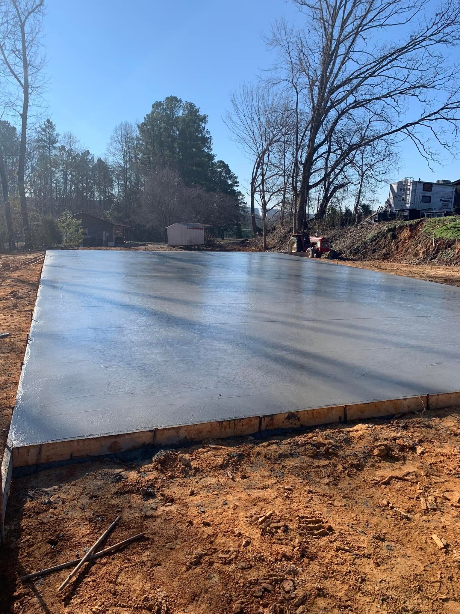 Large smooth concrete slab installation