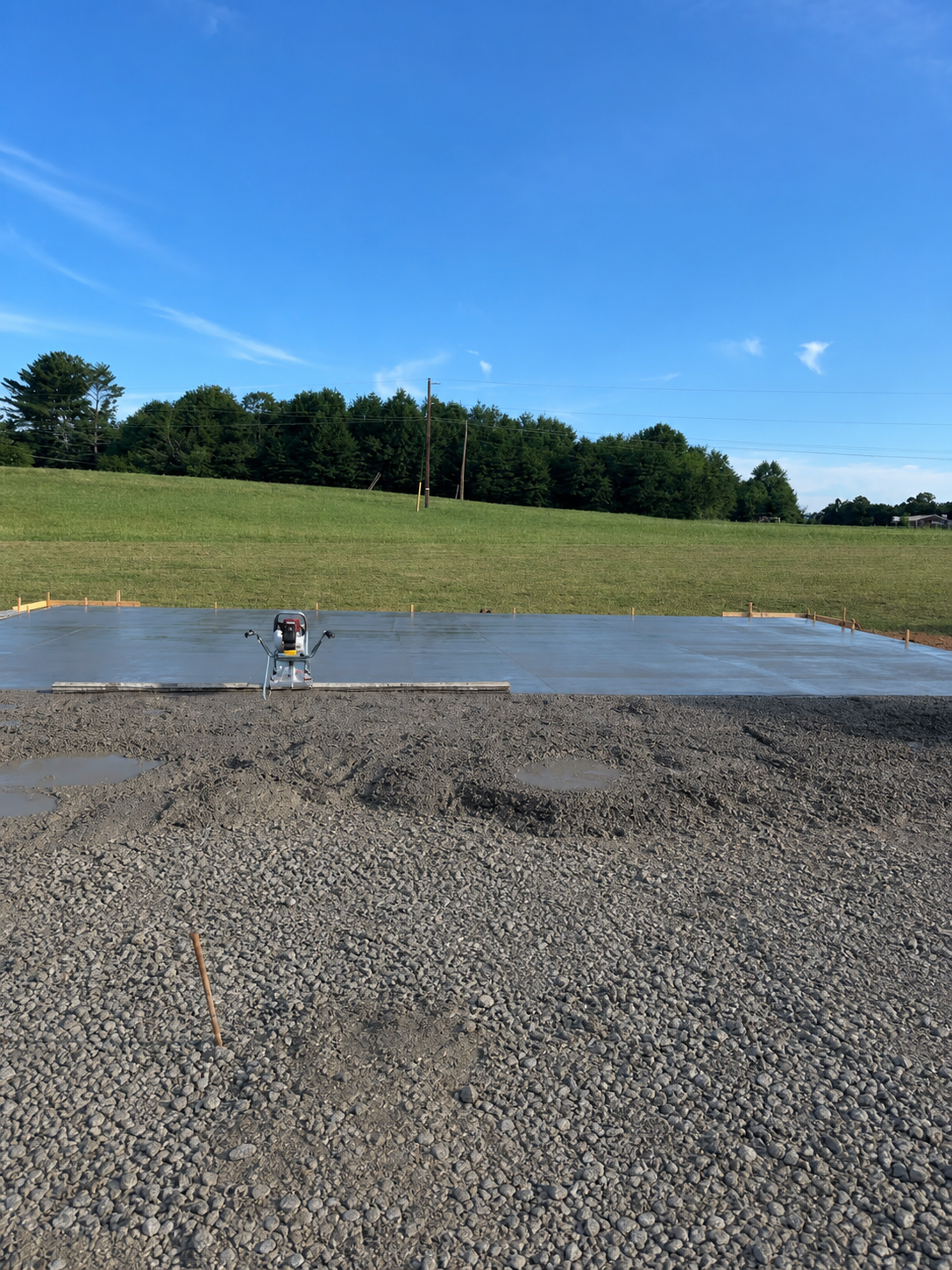 Concrete foundation slab preparation and finish